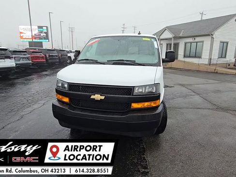 Used 2023 Chevrolet Express 3500 LS image 3