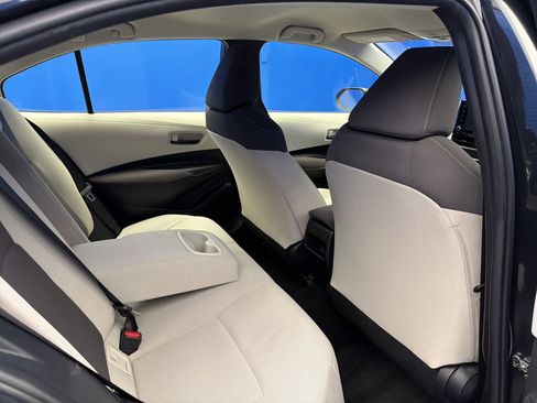 Used 2022 Toyota Corolla LE image 25