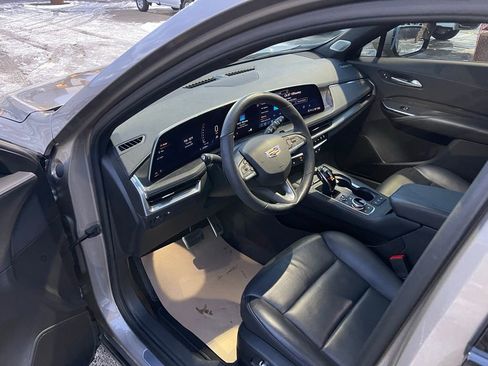 Used 2024 Cadillac XT4 Sport image 17