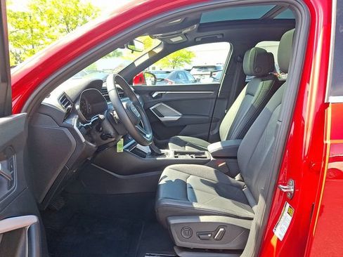 Used 2025 Audi Q3 2.0T Premium AWD/4WD image 13