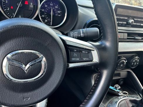 Used 2016 MAZDA MX-5 Miata Sport image 13