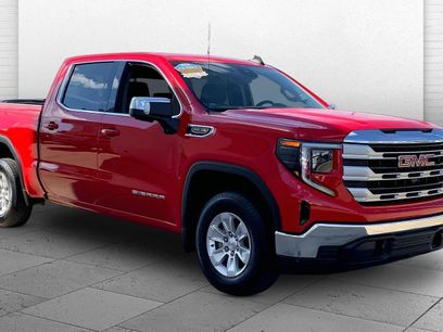 Used 2022 GMC Sierra 1500 SLE w/ Preferred Package