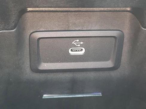 New 2025 Mercedes-Benz GLC 300 GLC 300 image 29