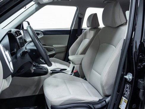 Used 2023 Kia Soul LX w/ LX Technology Package image 20