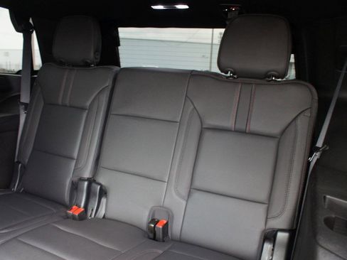 Used 2023 Chevrolet Tahoe RST w/ Luxury Package AWD/4WD image 17