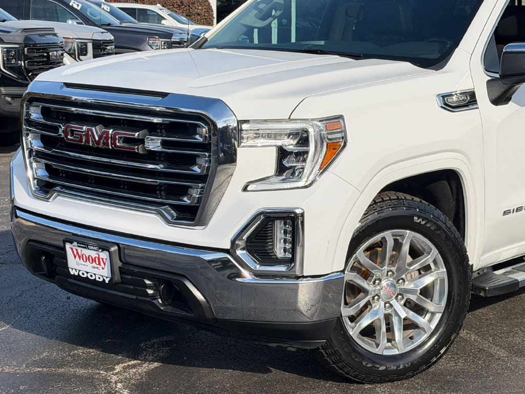 Used 2022 GMC Sierra 1500 SLT w/ SLT Premium Package AWD/4WD image 4