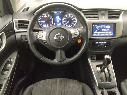 Used 2018 Nissan Sentra SV FWD image 22