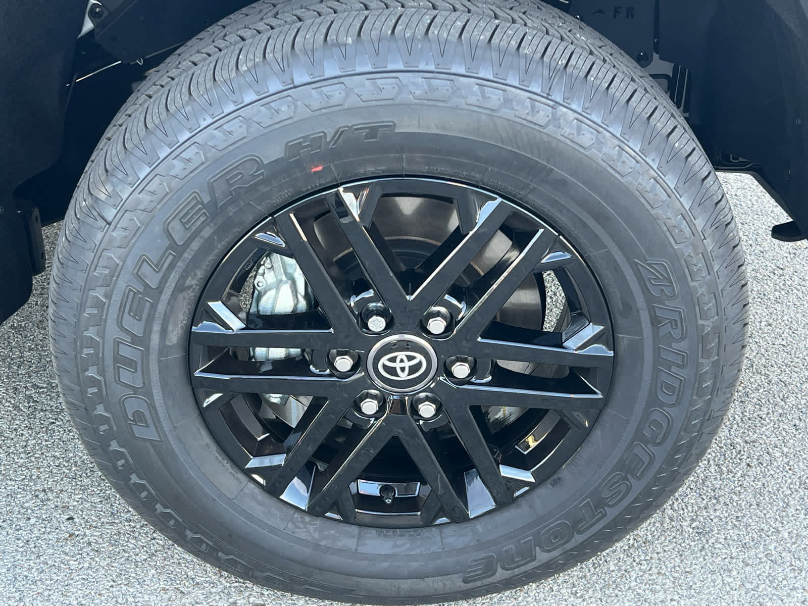 New 2026 Toyota Tundra SR5 w/ SR5 Convenience Package AWD/4WD image 4