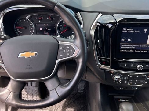 Used 2021 Chevrolet Traverse Premier w/ LPO, Floor Liner Package AWD/4WD image 14