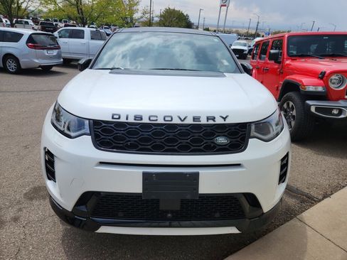 Used 2024 Land Rover Discovery Sport Dynamic SE AWD/4WD image 2