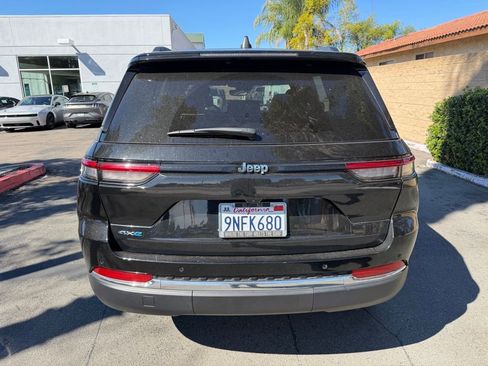 Used 2024 Jeep Grand Cherokee Limited 4xe image 6