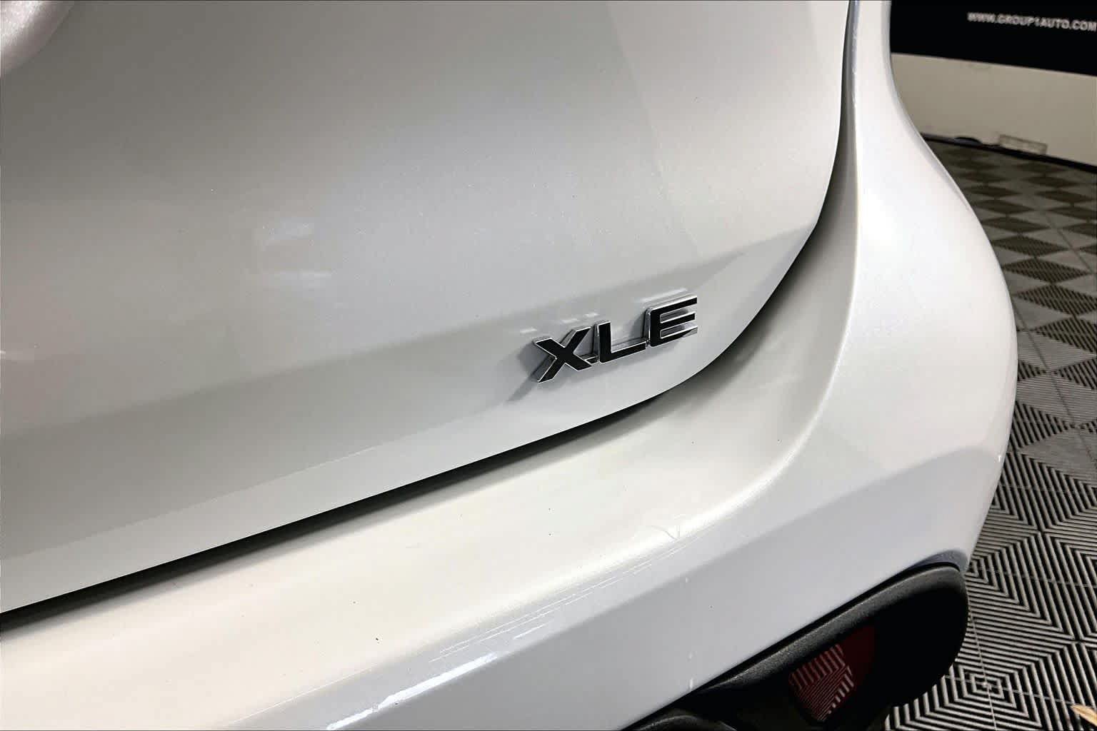 Used 2021 Toyota Highlander XLE FWD image 10