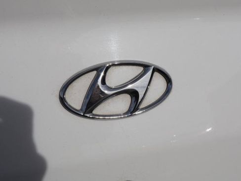 Used 2007 Hyundai Tiburon GS image 9