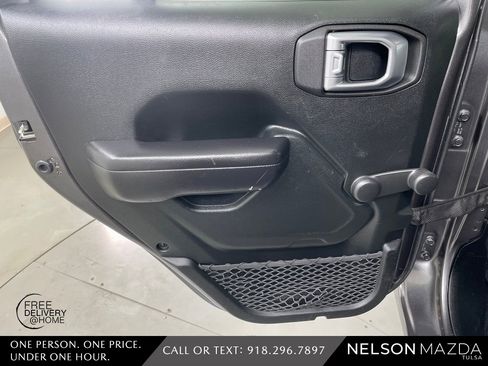 Used 2021 Jeep Gladiator Sport w/ Trailer Tow Package image 35