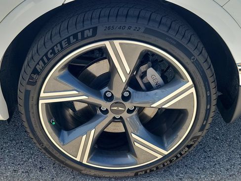 Certified 2025 Genesis GV80 3.5T Prestige AWD/4WD image 11