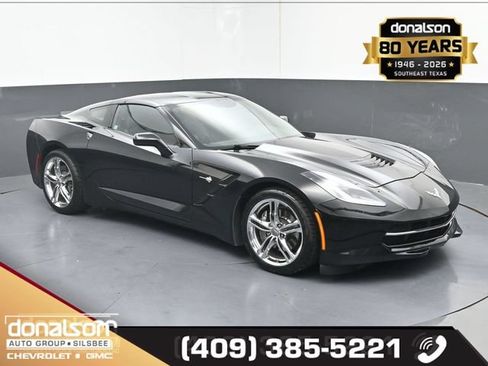 Used 2016 Chevrolet Corvette Stingray Coupe RWD image 1