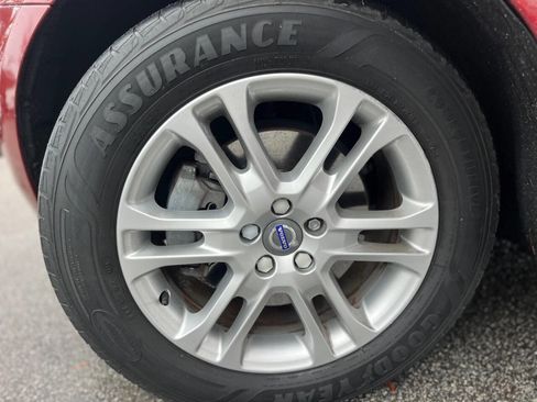 Used 2016 Volvo XC60 T5 Premier w/ Proximity Package image 26