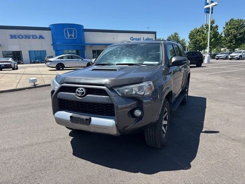 Used 2019 Toyota 4Runner TRD Off-Road Premium AWD/4WD image 2