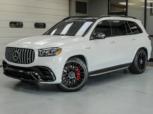 Used 2026 Mercedes-Benz GLS 63 AMG 4MATIC image 2