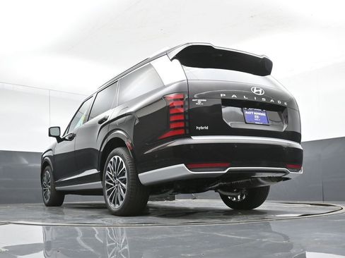 New 2026 Hyundai Palisade Calligraphy FWD image 12
