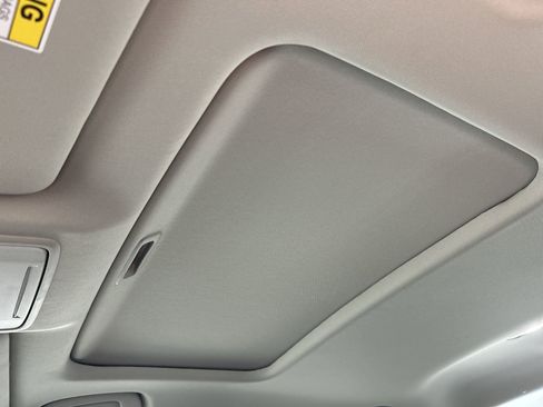 Certified 2023 Honda Accord EX image 48