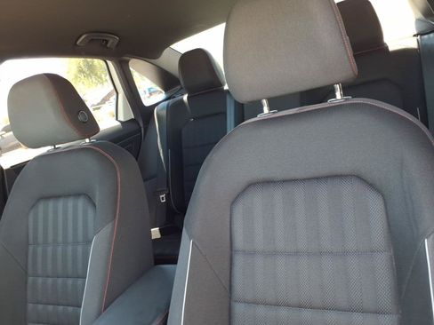 Used 2019 Volkswagen Jetta GLI FWD image 21