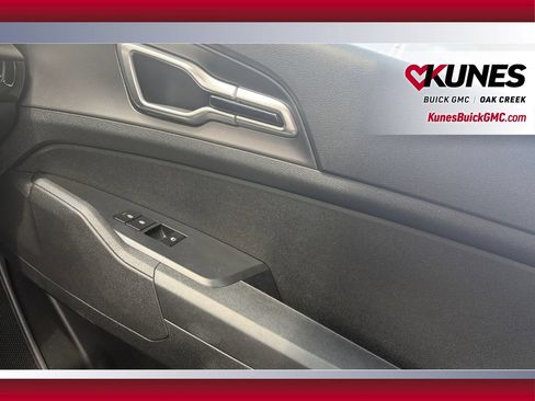 Used 2026 Kia Sportage LX FWD image 34