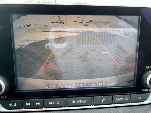 Used 2020 Nissan Sentra SV image 19