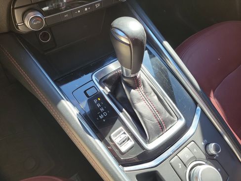 Used 2021 MAZDA CX-5 Carbon Edition image 38