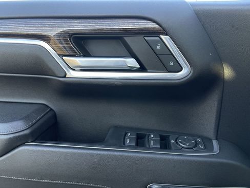 Used 2023 GMC Sierra 1500 SLE image 23