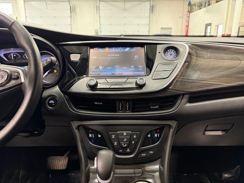 Used 2019 Buick Envision Essence image 40