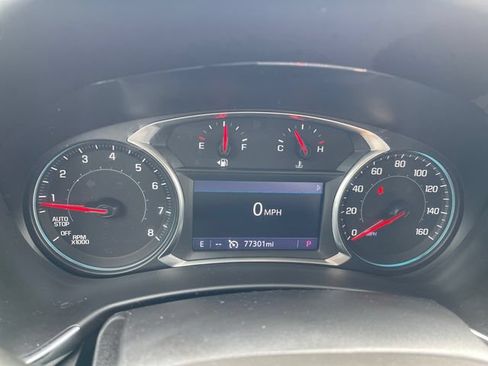 Used 2020 Chevrolet Equinox Premier FWD image 24