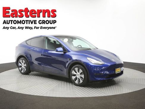 Used 2022 Tesla Model Y Long Range AWD/4WD image 42