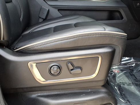 Used 2021 RAM 1500 Limited w/ Night Edition AWD/4WD image 8