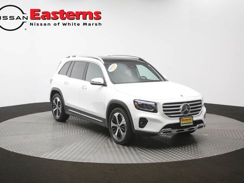 Used 2025 Mercedes-Benz GLB 250 w/ Exclusive Package image 52