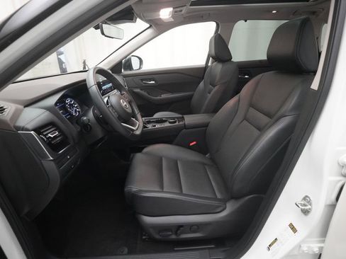 Certified 2023 Nissan Rogue SL w/ SL Premium Package image 7