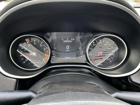 Used 2018 Jeep Compass Latitude image 9