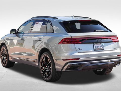 Used 2023 Audi Q8 Premium Plus AWD/4WD image 4