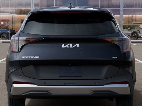 New 2026 Kia Sportage LX image 13