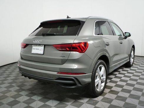 Used 2024 Audi Q3 2.0T Premium AWD/4WD image 3