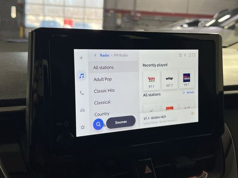 Used 2025 Toyota Corolla LE image 18