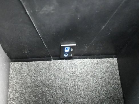 Used 2022 Toyota Tacoma TRD Sport image 16