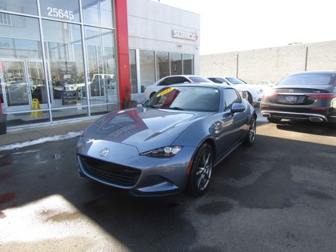 Used 2017 MAZDA MX-5 Miata RF Grand Touring image 3