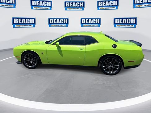Used 2023 Dodge Challenger R/T Scat Pack RWD image 5