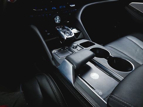 Used 2024 Acura MDX SH-AWD w/ Technology Package image 31