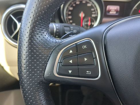 Used 2018 Mercedes-Benz GLA 250 image 29