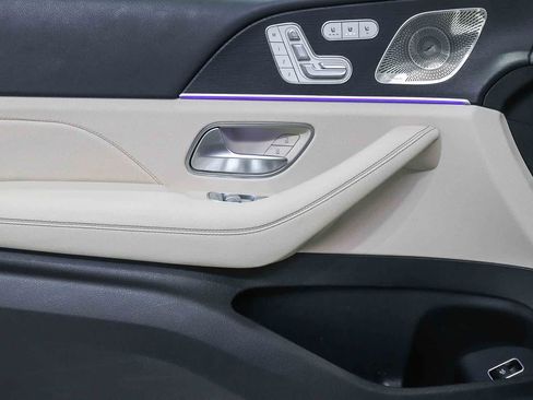 Certified 2024 Mercedes-Benz GLS 450 4MATIC image 23