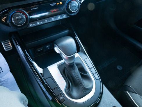 Used 2024 Kia Forte GT-Line image 19