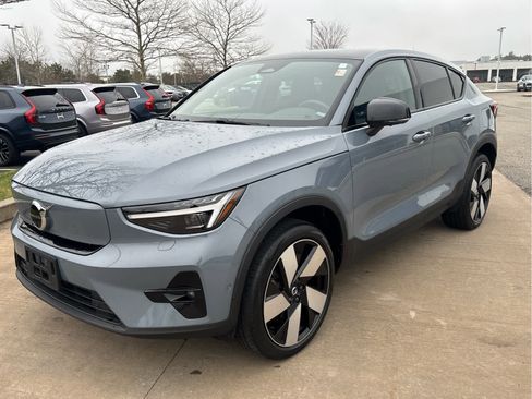 Used 2023 Volvo C40 P8 Recharge Ultimate AWD/4WD image 3