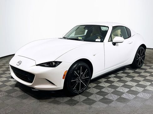 New 2026 MAZDA MX-5 Miata RF Grand Touring w/ Weather Package RWD image 3
